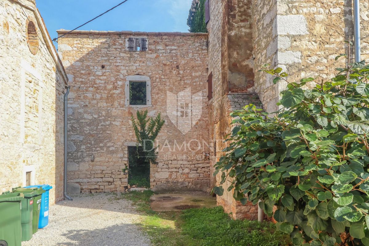 Poreč, okolica, istrska kamnita hiša za popolno prenovo!