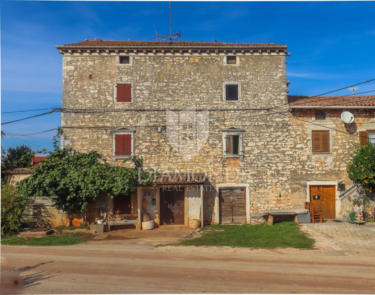 Poreč, okolica, istrska kamnita hiša za popolno prenovo!