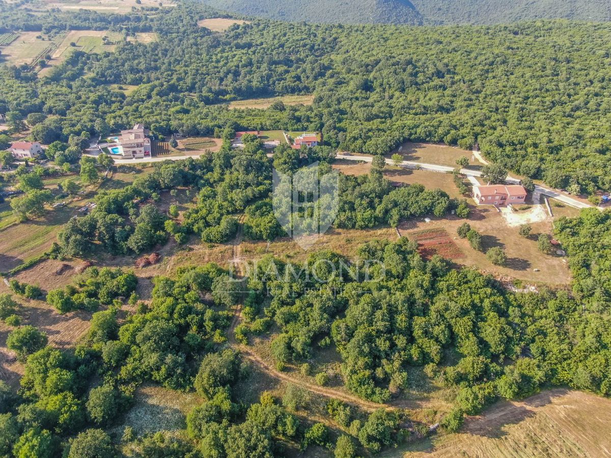 Rovinj, okolica, zemljišče na odlični in mirni lokaciji