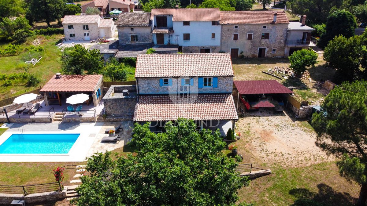 Poreč, okolica, istrska kamnita hiša na mirni lokaciji!