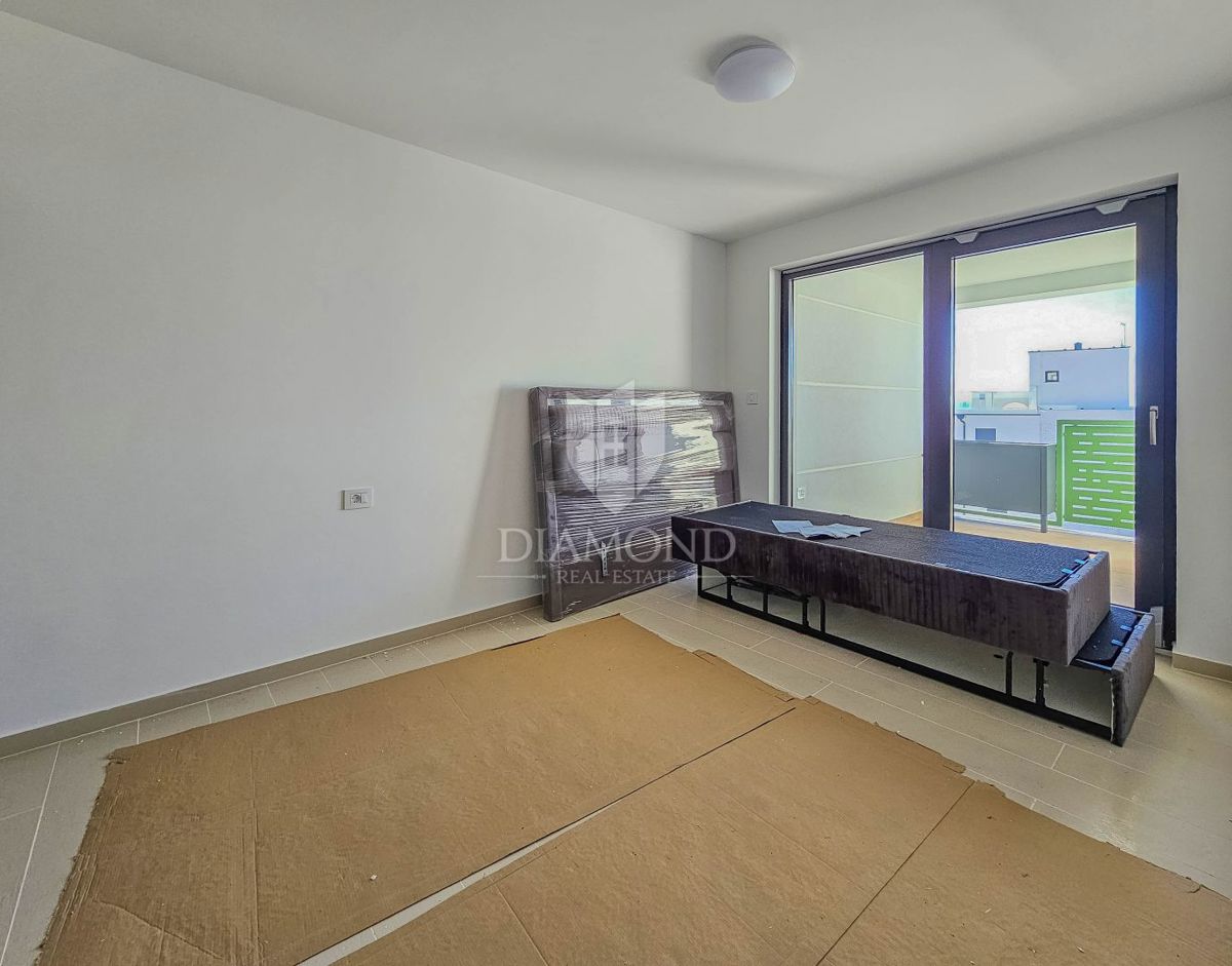 Priložnost, Novigrad! Apartma s čudovitim pogledom na morje!