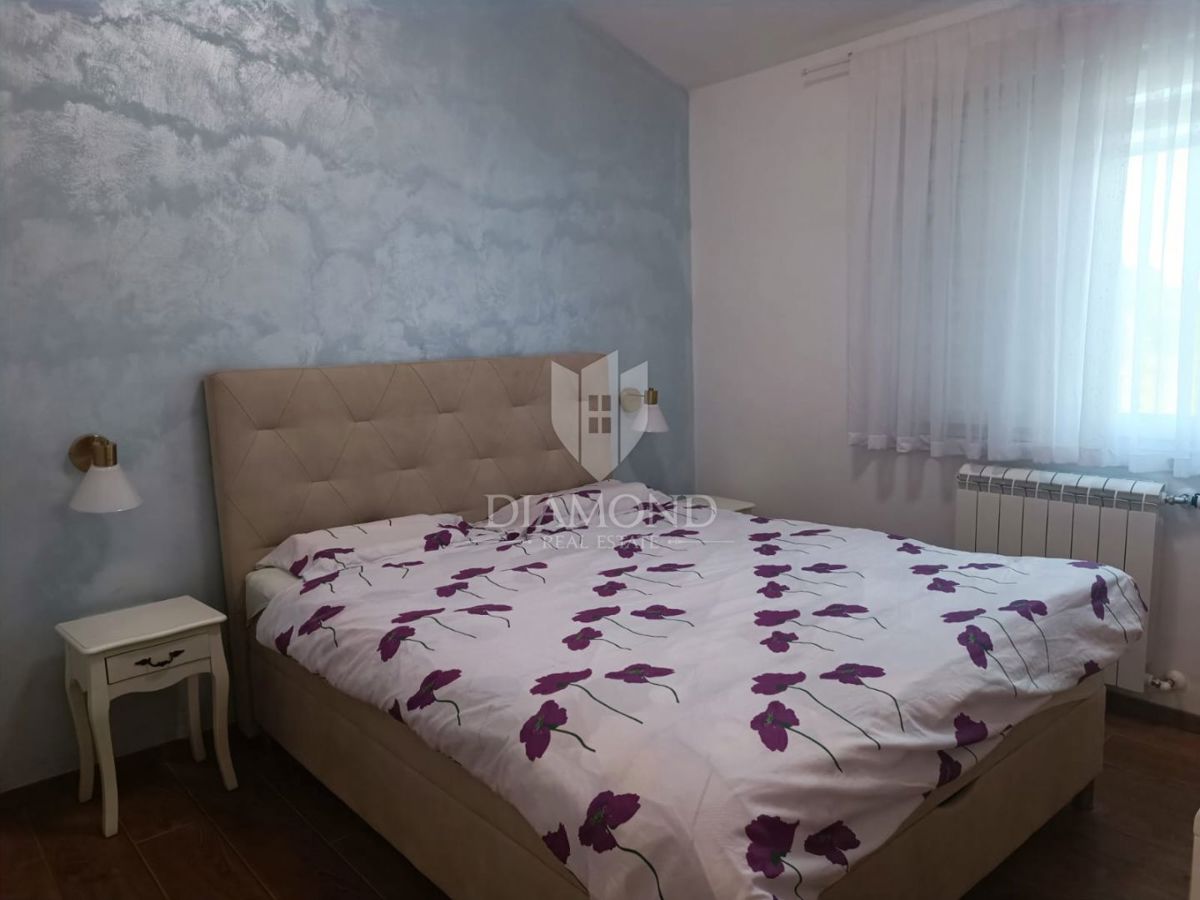 Labin, okolica, novozgrajena enonadstropna hiša s prostornim vrtom