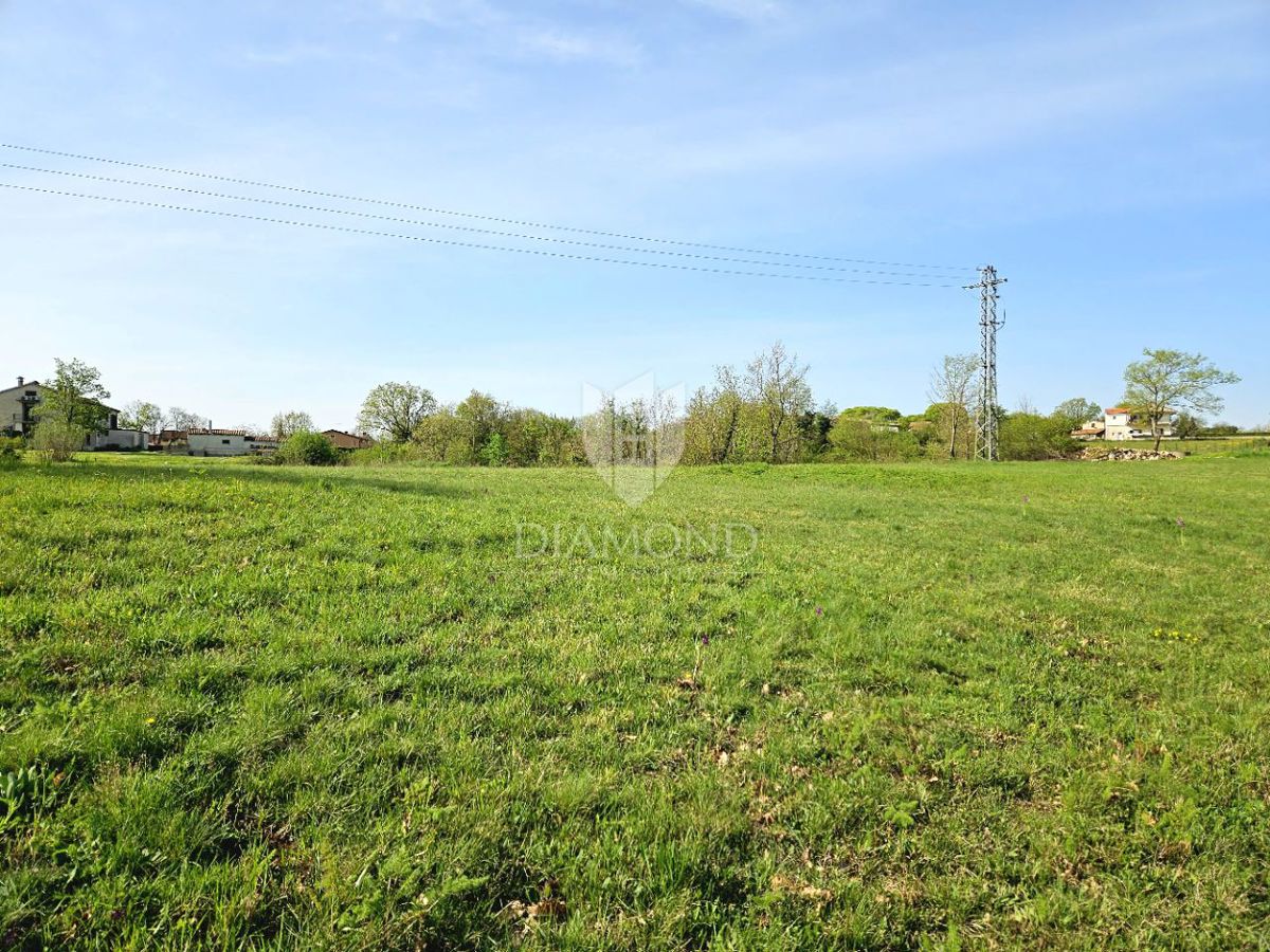 Zemljišče Poreč, 1.058m2