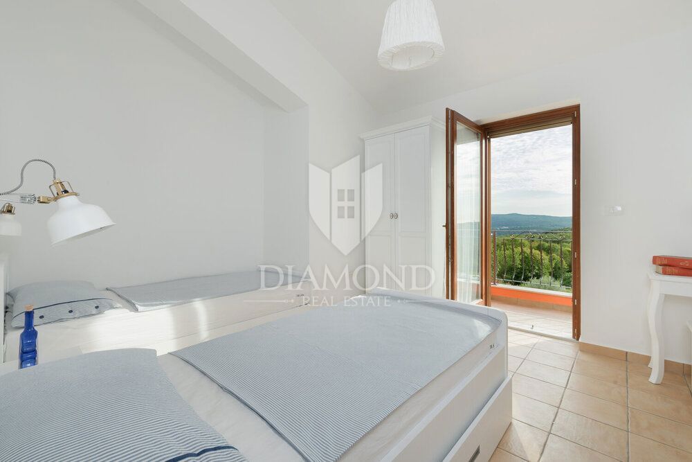 Rabac, Labin, okolica Vila na podeželju z dvema stanovanjskima enotama