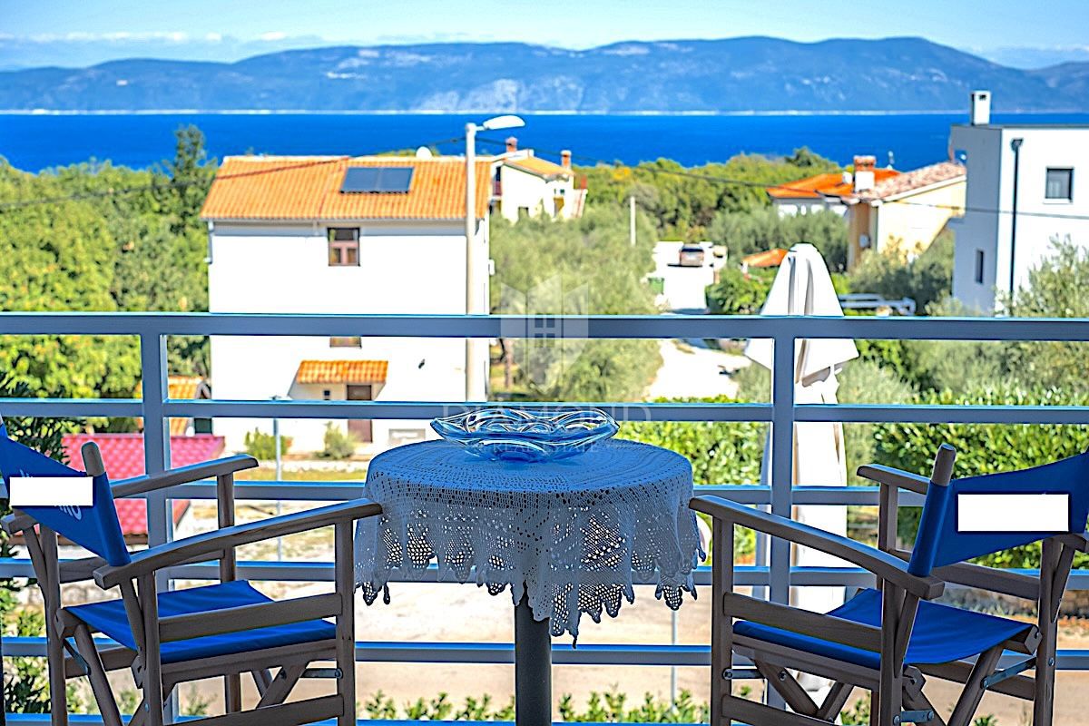 Labin, Rabac, počitniška hiša z dvema apartmajema, pogled na morje