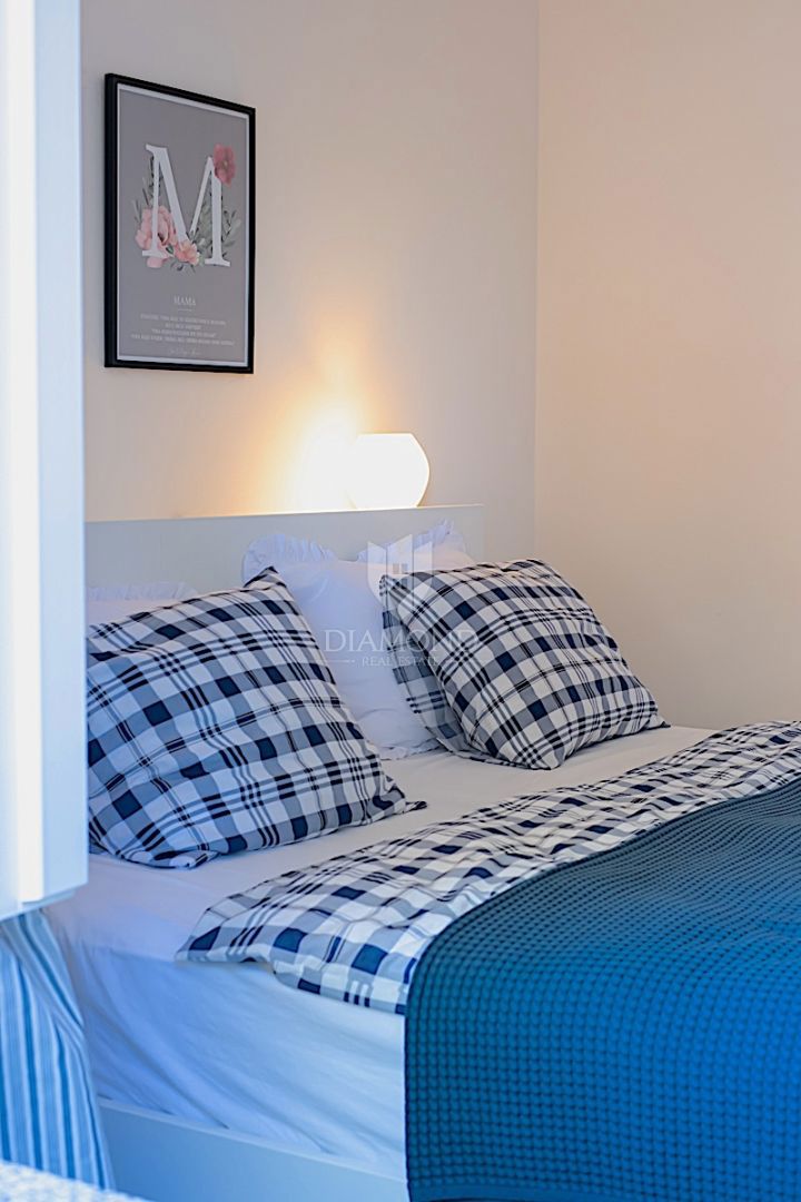 Labin, Rabac, počitniška hiša z dvema apartmajema, pogled na morje