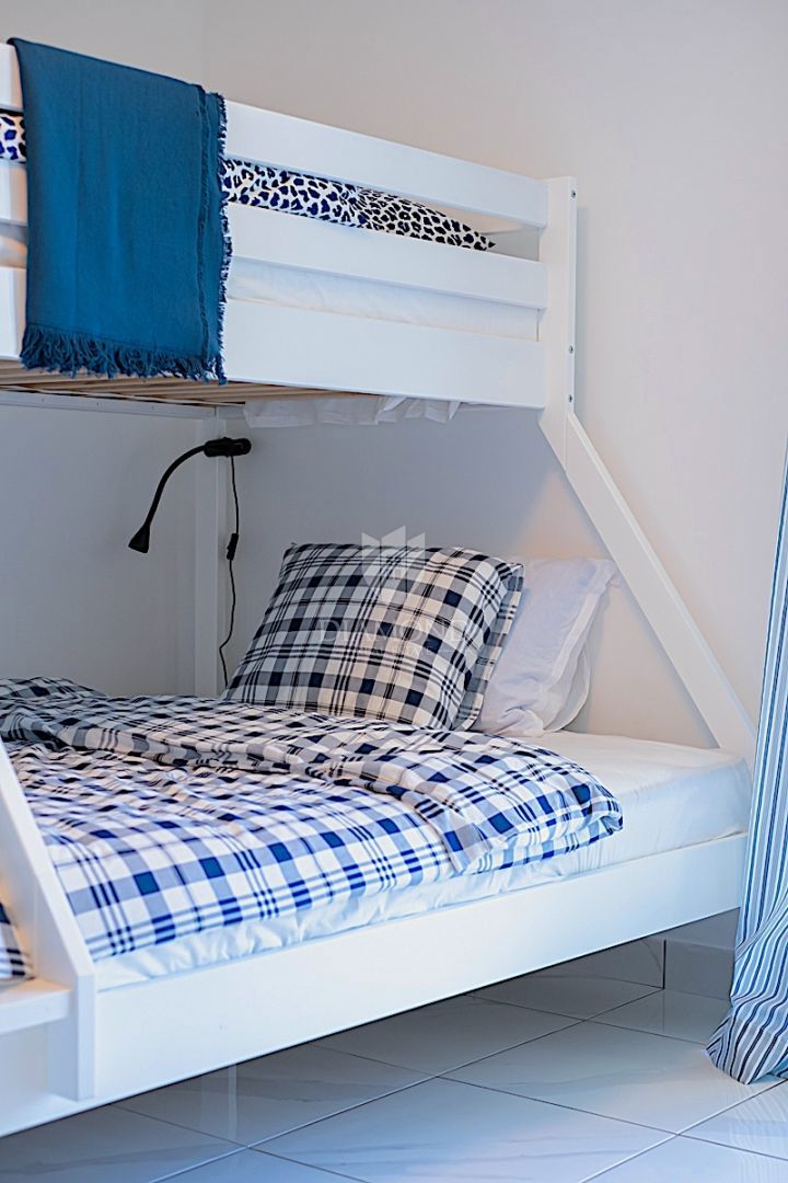 Labin, Rabac, počitniška hiša z dvema apartmajema, pogled na morje