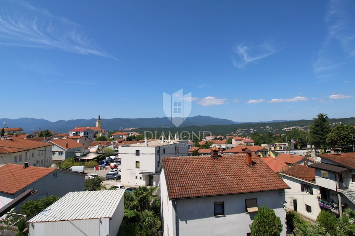 Viškovo, družinska hiša z dvema apartmajema