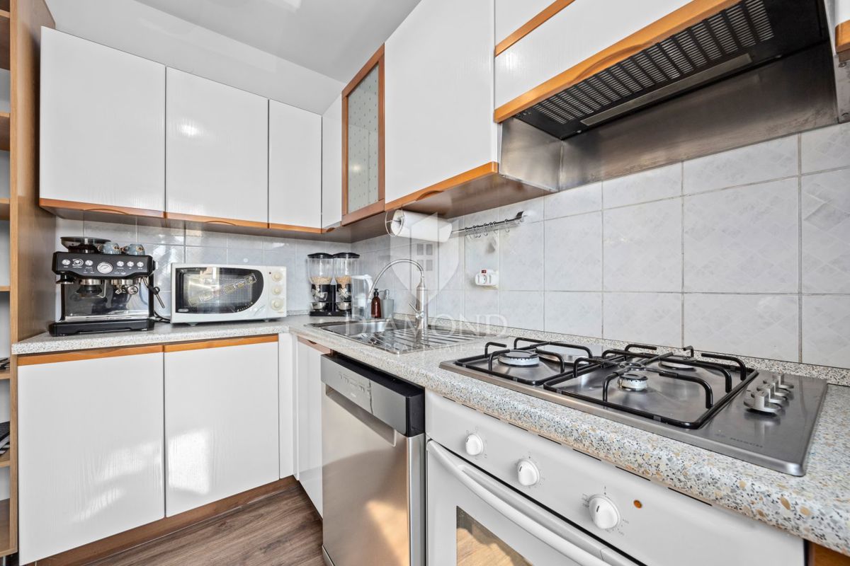 Pula, Apartma v bližini marine Veruda