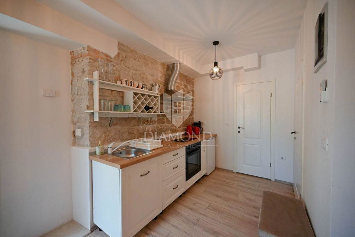 Rovinj, Staro mesto – Romantično Stanovanje v Prizmelju