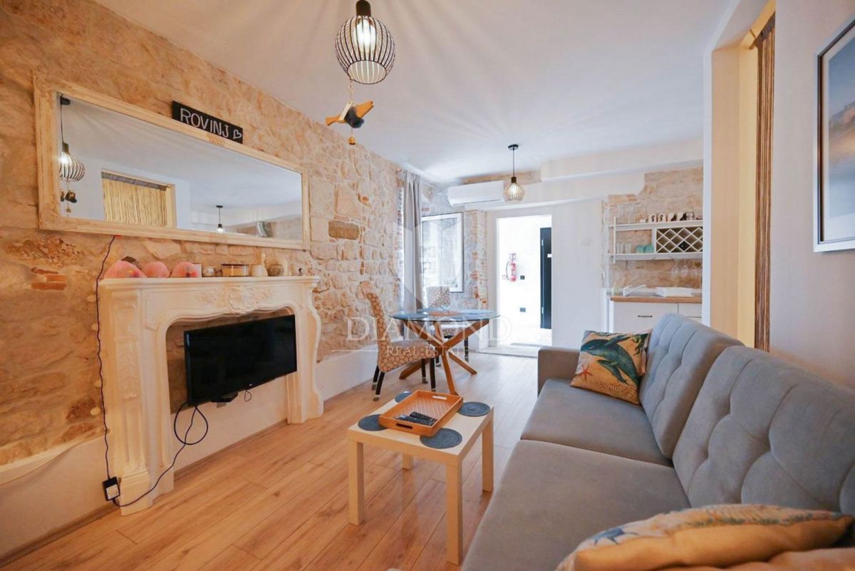 Rovinj, Staro mesto – Romantično Stanovanje v Prizmelju
