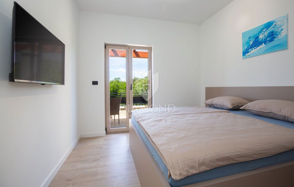 Labin, okolica, lepa Vila z bazenom