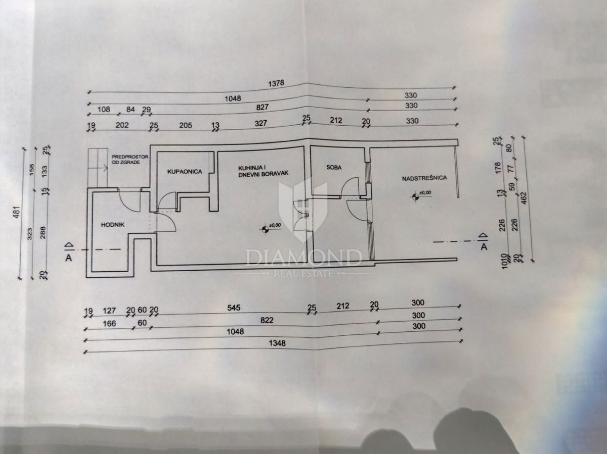 Novigrad, stanovanje v pritličju 250 m od morja! 
