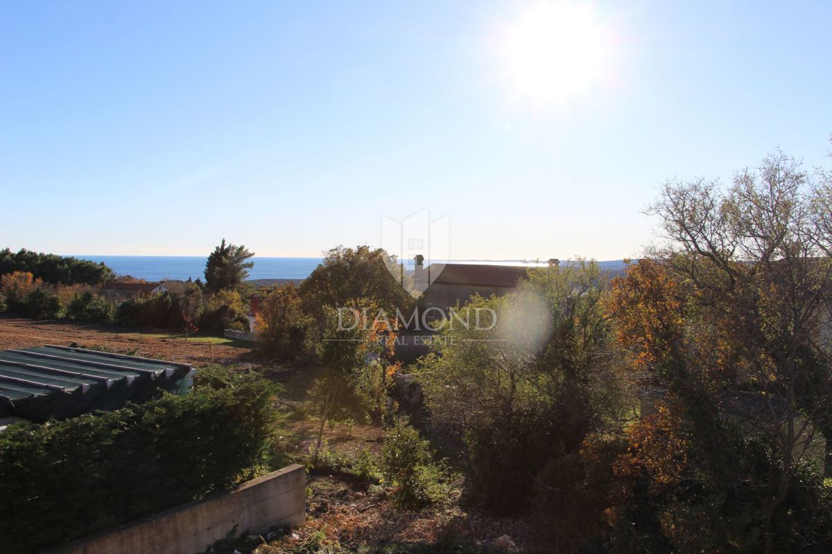 Labin, Rabac, novogradnja s pogledom na morje