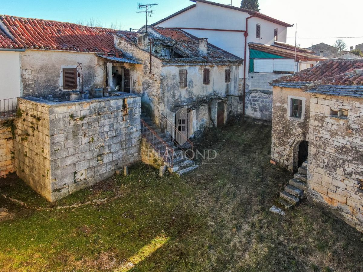 Osrednja Istra, čudovit kompleks hiš, ki izžarevajo zgodovino 
