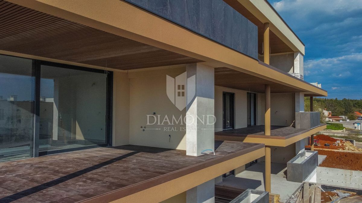 Apartmaj Novigrad, 98m2
