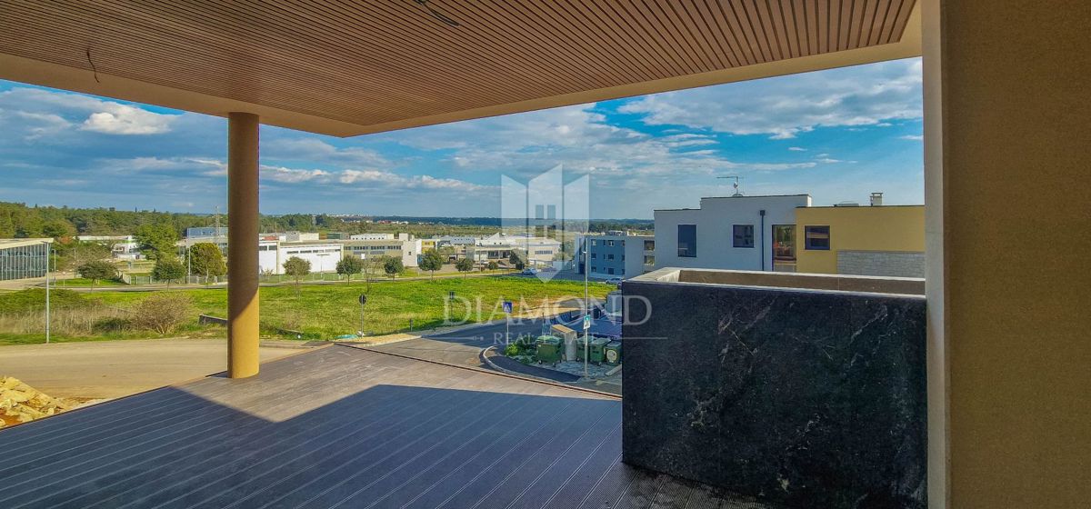 Apartmaj Novigrad, 98m2
