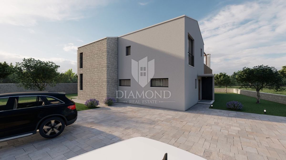 Odlično zemljišče s projektom in gradbenim dovoljenjem