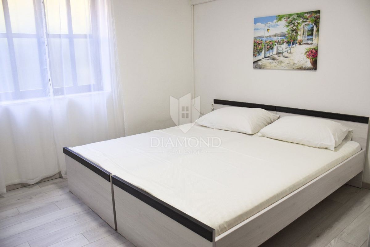 Poreč, stanovanje v mestu z dvema ločenima enotama