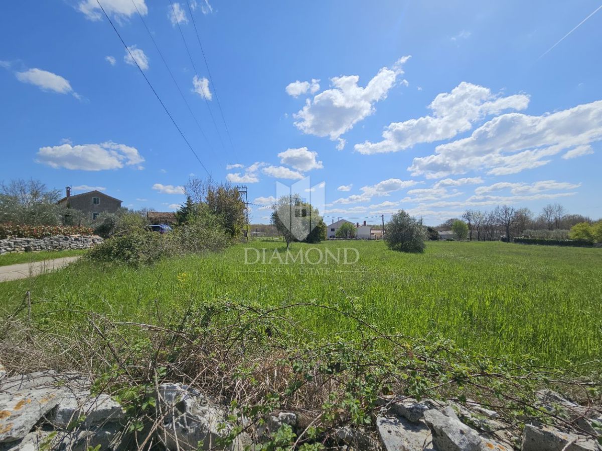 Poreč, okolica - zemljišče s pogledom na morje