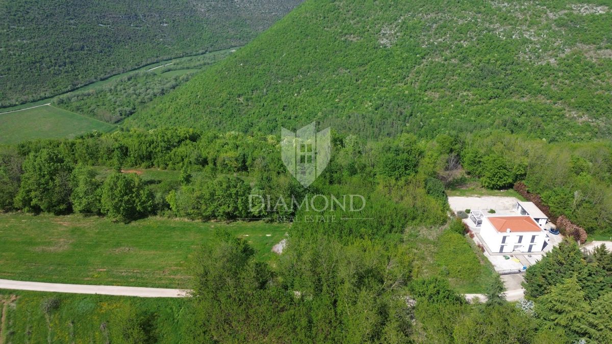 Labin, okolica, lepo zazidljivo zemljišče