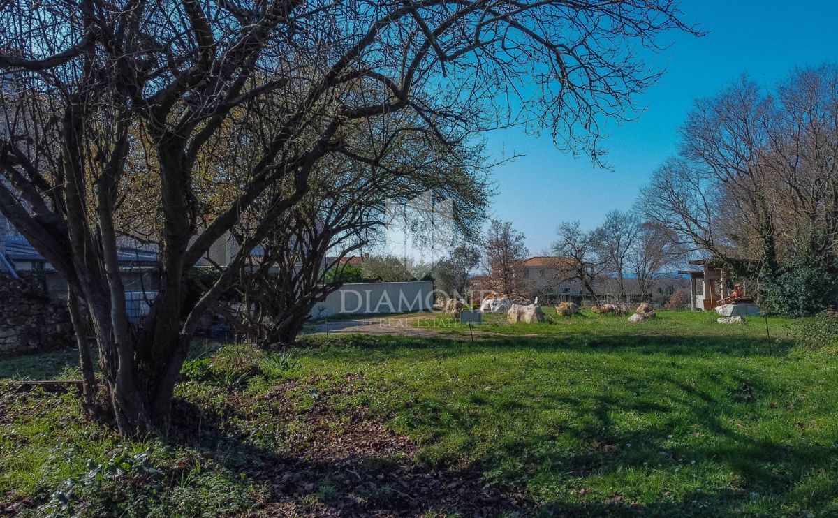 Hiša Brtonigla, 180m2
