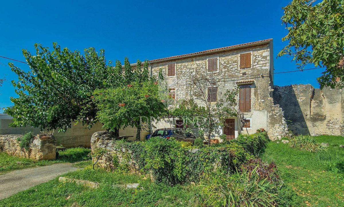 Hiša Brtonigla, 180m2