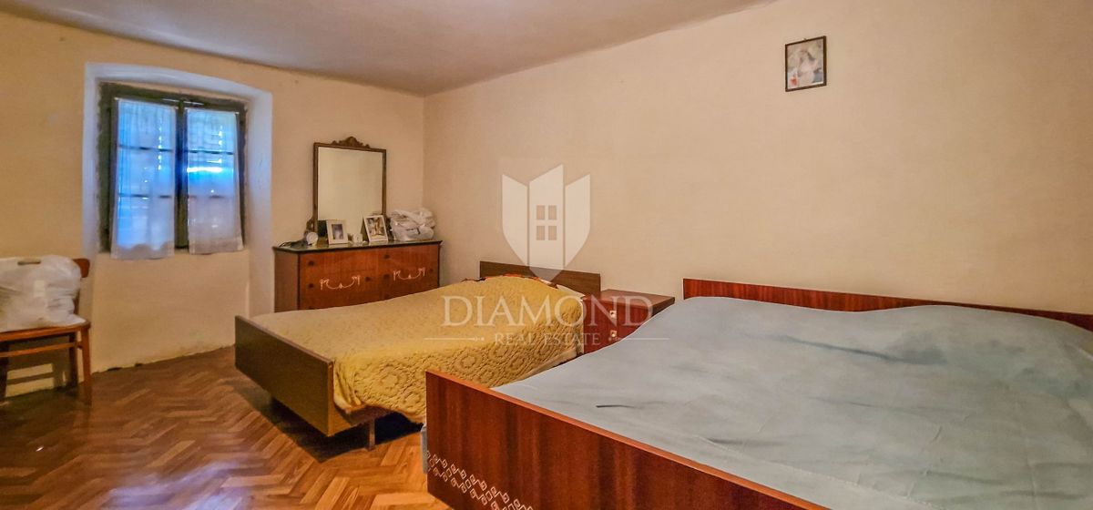 Hiša Brtonigla, 180m2