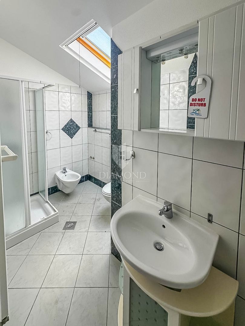  Novigrad, okolica, hiša s 6 apartmaji 350m od morja