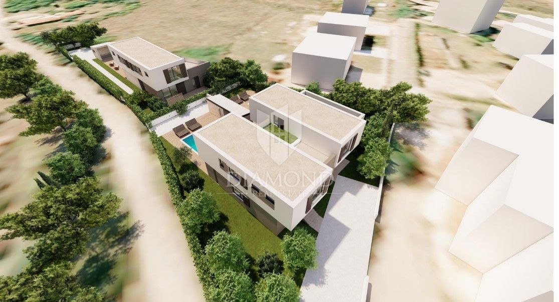 Zemljišče Umag, 2.049m2