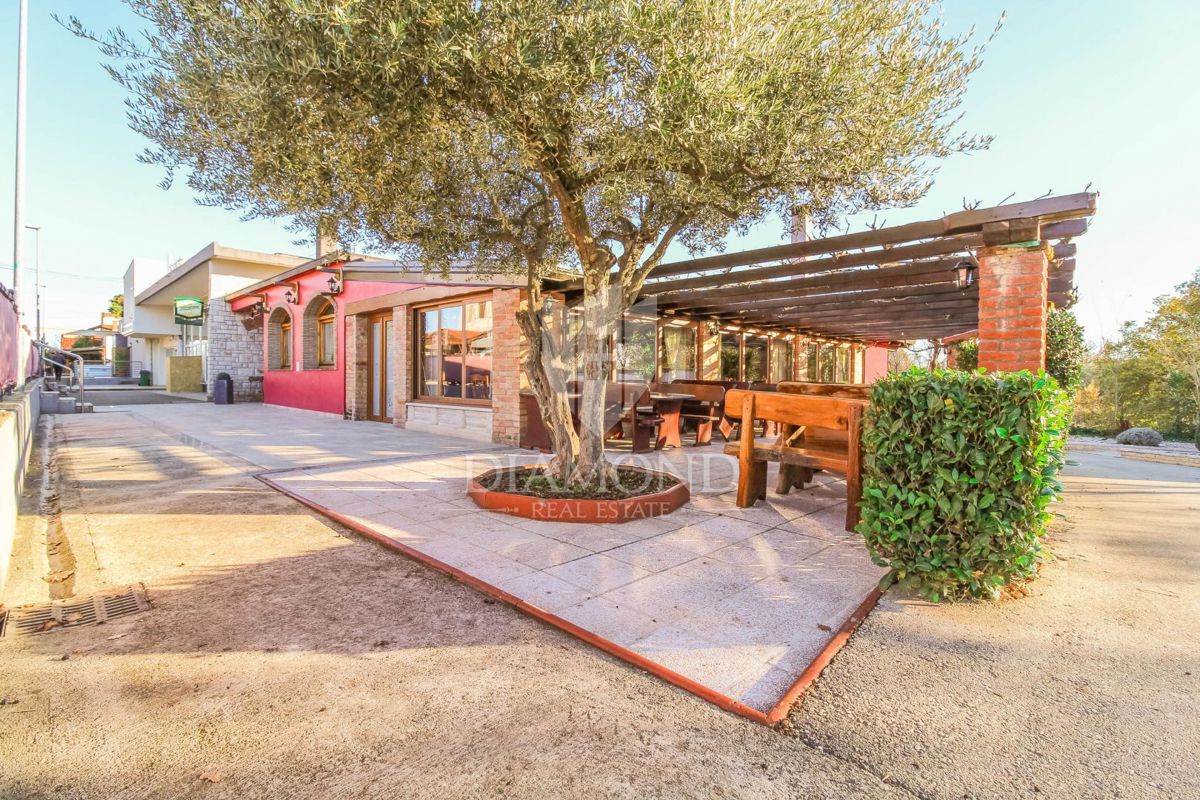 Poslovni prostor Zambratija, Umag, 270m2