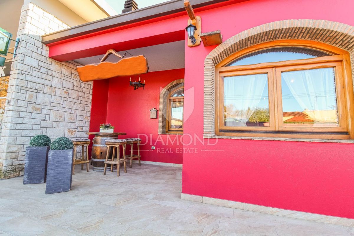 Poslovni prostor Zambratija, Umag, 270m2