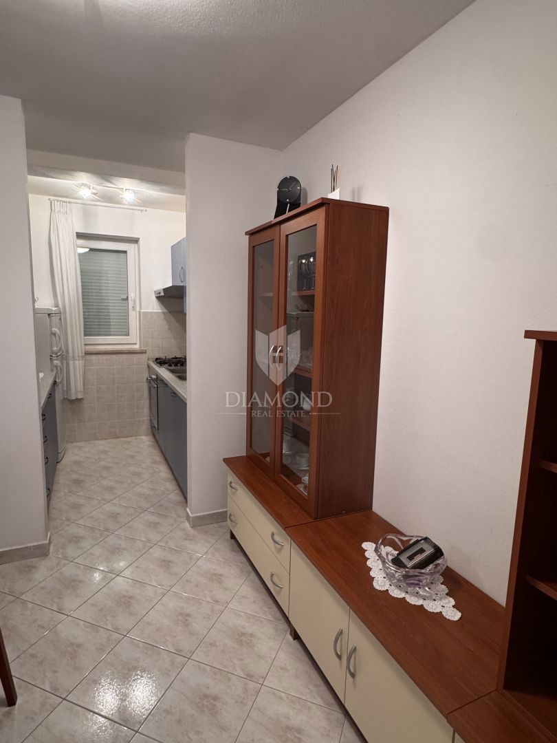 Rabac, dvosobno, udobno stanovanje