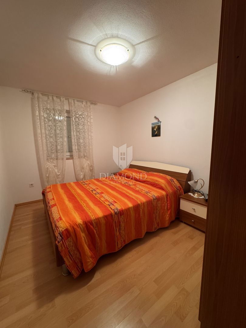 Rabac, dvosobno, udobno stanovanje
