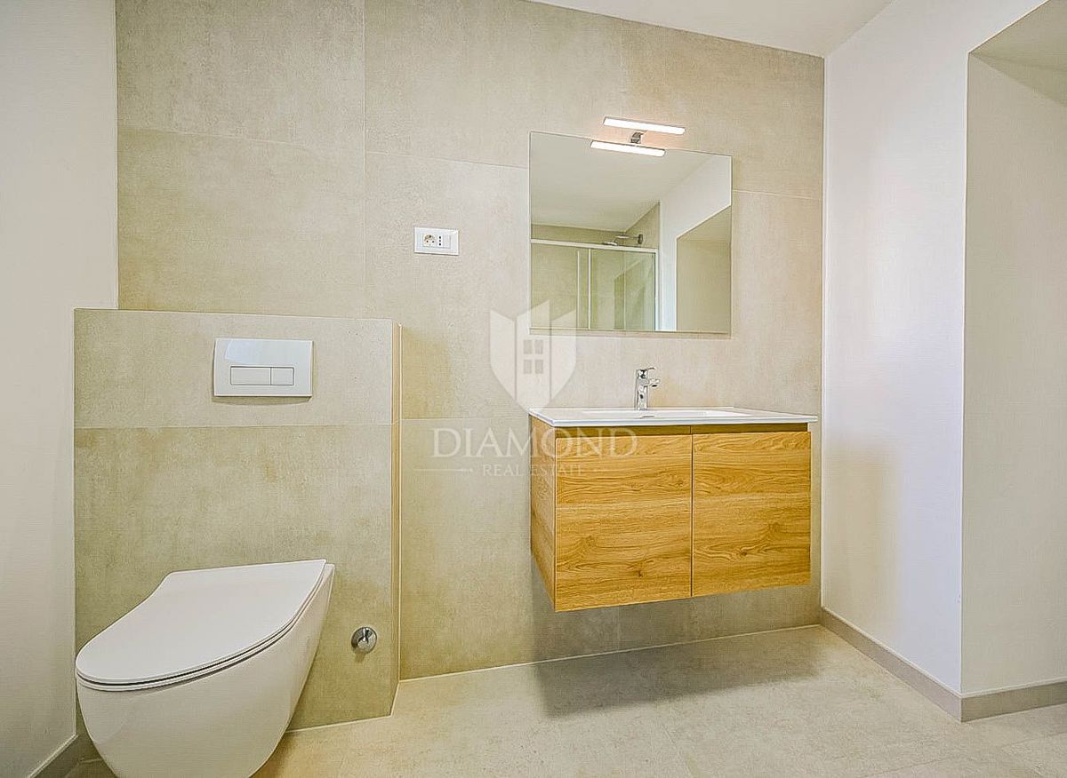 Novigrad, okolica! Istrska hiša s pogledom na morje!