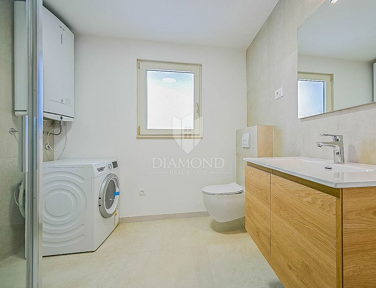 Novigrad, okolica! Istrska hiša s pogledom na morje!