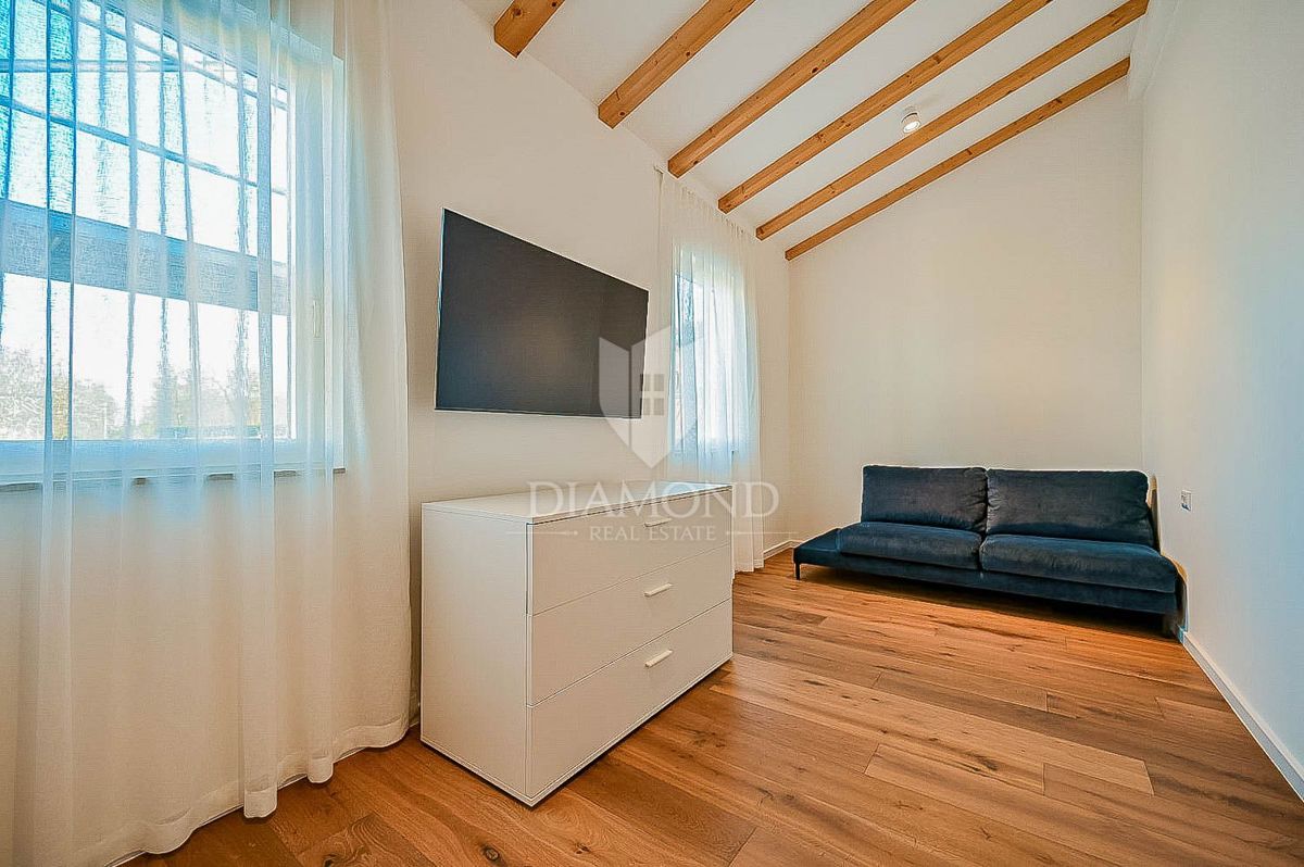 Novigrad, okolica! Istrska hiša s pogledom na morje!