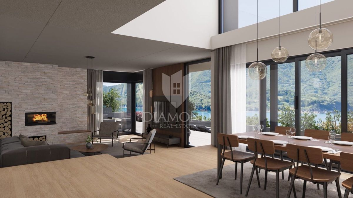 RABAC, OKOLICA, 80 M OD MORJA, OČARLJIVA NEOPREMLJENA VILA