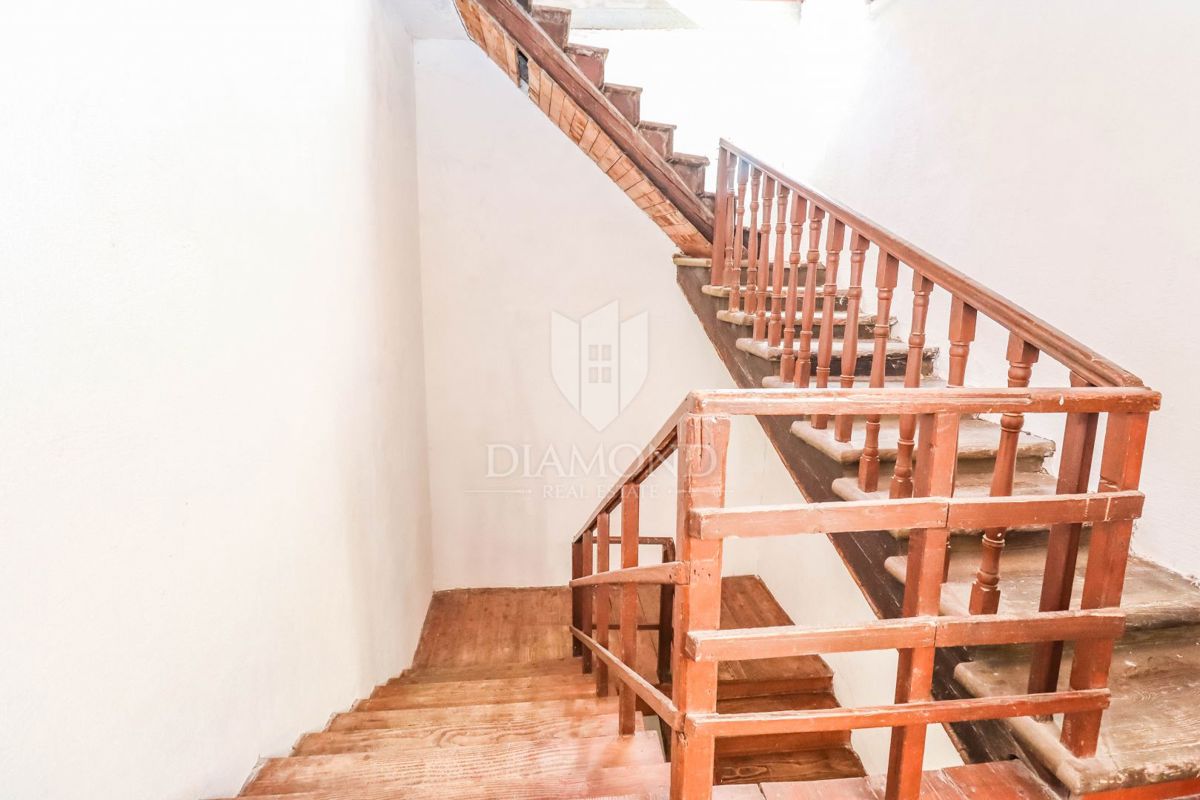 Apartmaj Centar, Pula, 44m2