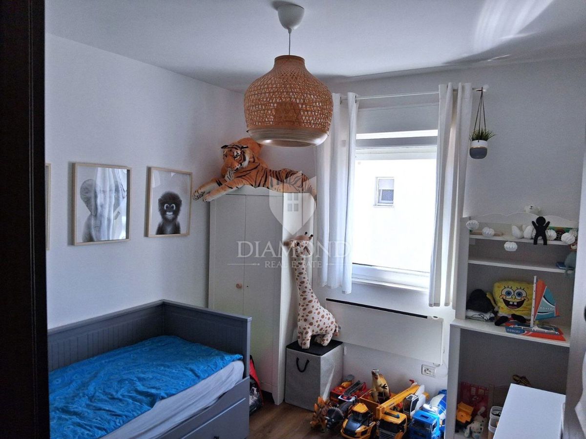 RIJEKA, VIŠKOVO- Dvoetažno stanovanje s pogledom na morje