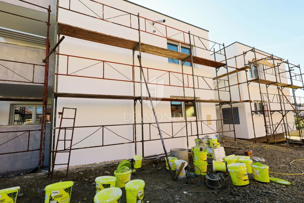 Apartmaj Prozorje, Dugo Selo - Okolica, 75m2