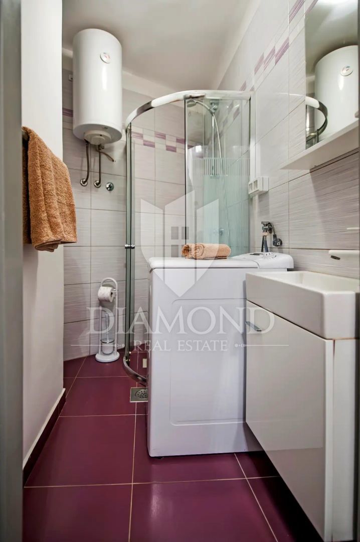 Očarljivo stanovanje v starem delu Rovinja v mirni ulici