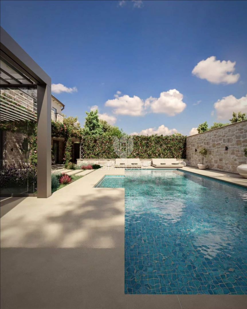 Bale, osamljena kamnita hiša za prenovo