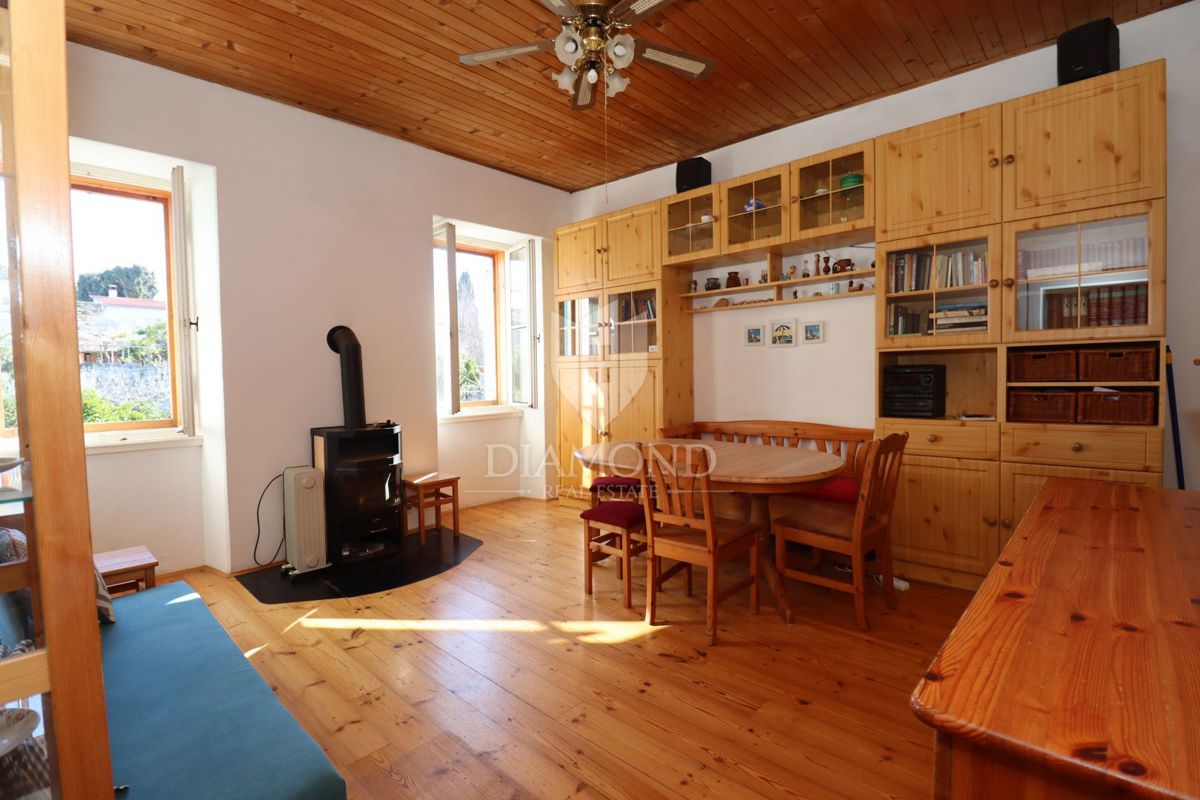 Rovinj, center, dvoetažno stanovanje s pogledom na morje