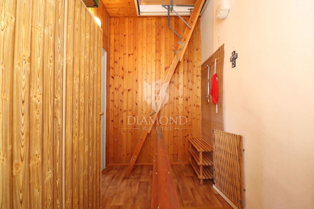 Rovinj, center, dvoetažno stanovanje s pogledom na morje