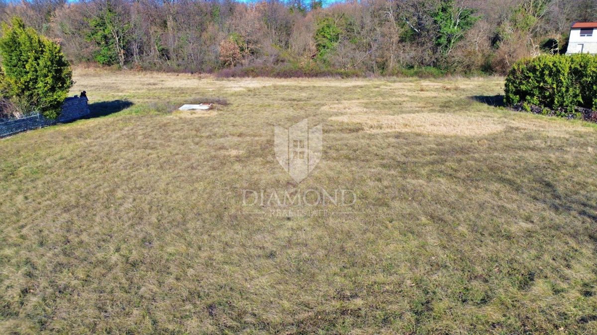 Labin, veliko gradbeno zemljišče