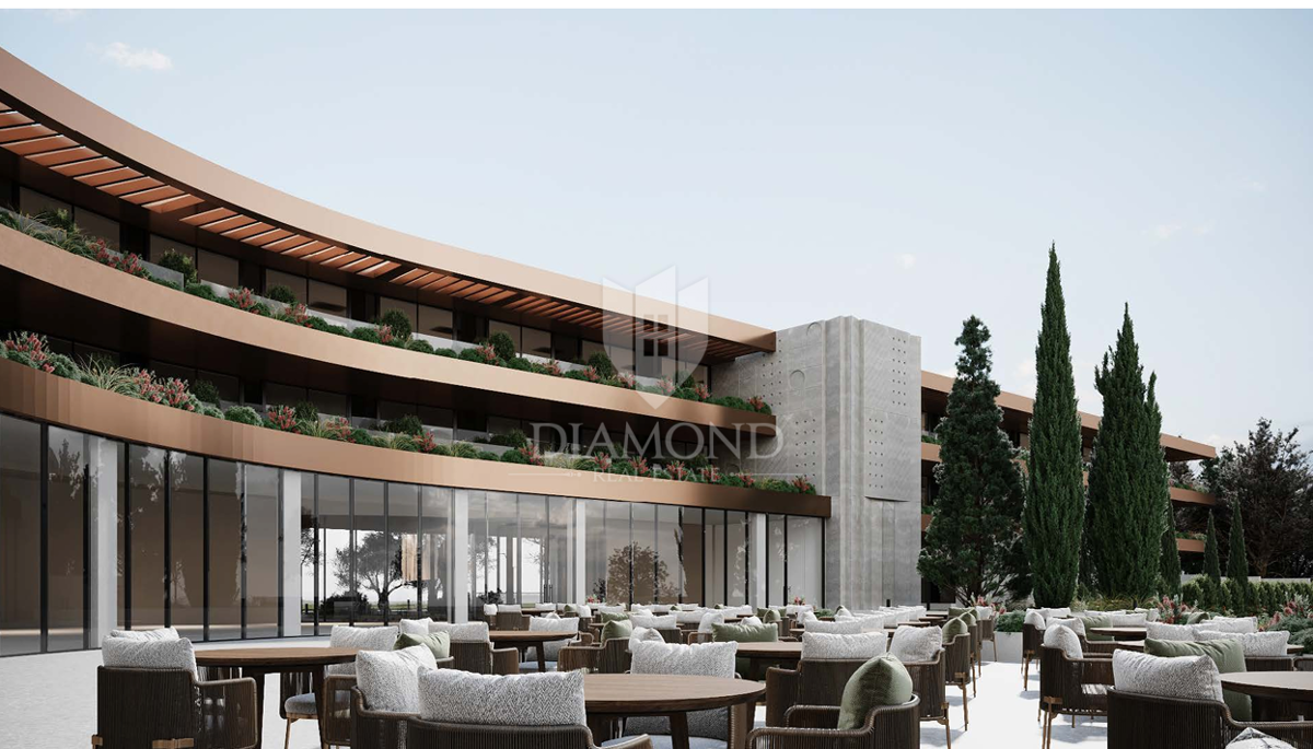 Istra, Poreč - zemljišče z dovoljenjem za hotel, prva vrsta ob morju