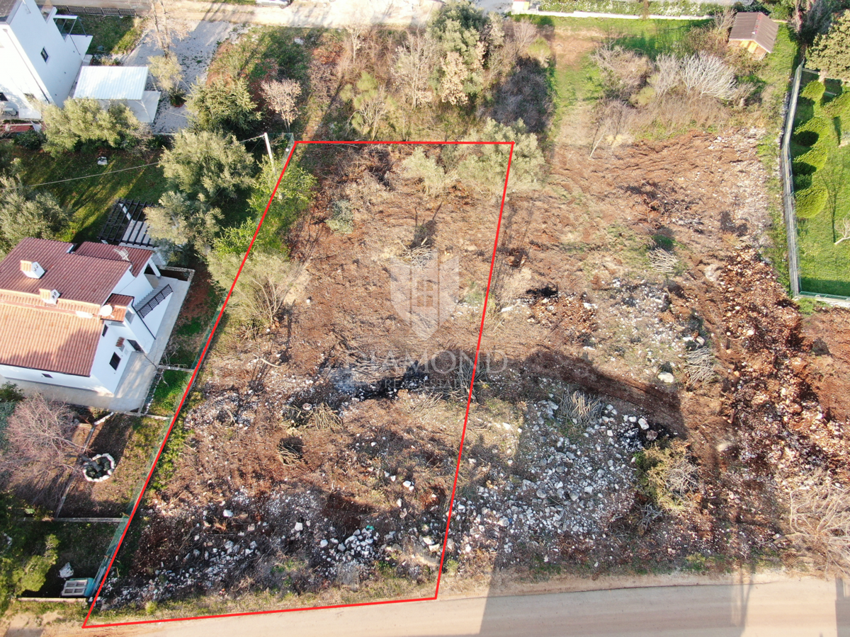 Privlačno gradbeno zemljišče s pogledom na morje