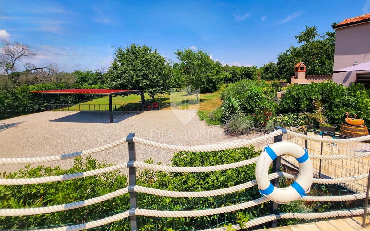 Labin z okolico, čudovita počitniška hiša z dvema stanovanjema