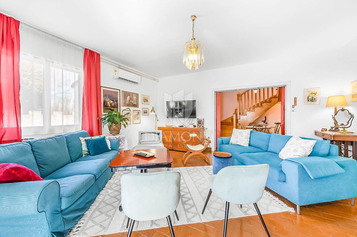 PRILOŽNOST! V bližini Pulja, hiša s tremi stanovanjskimi enotami!